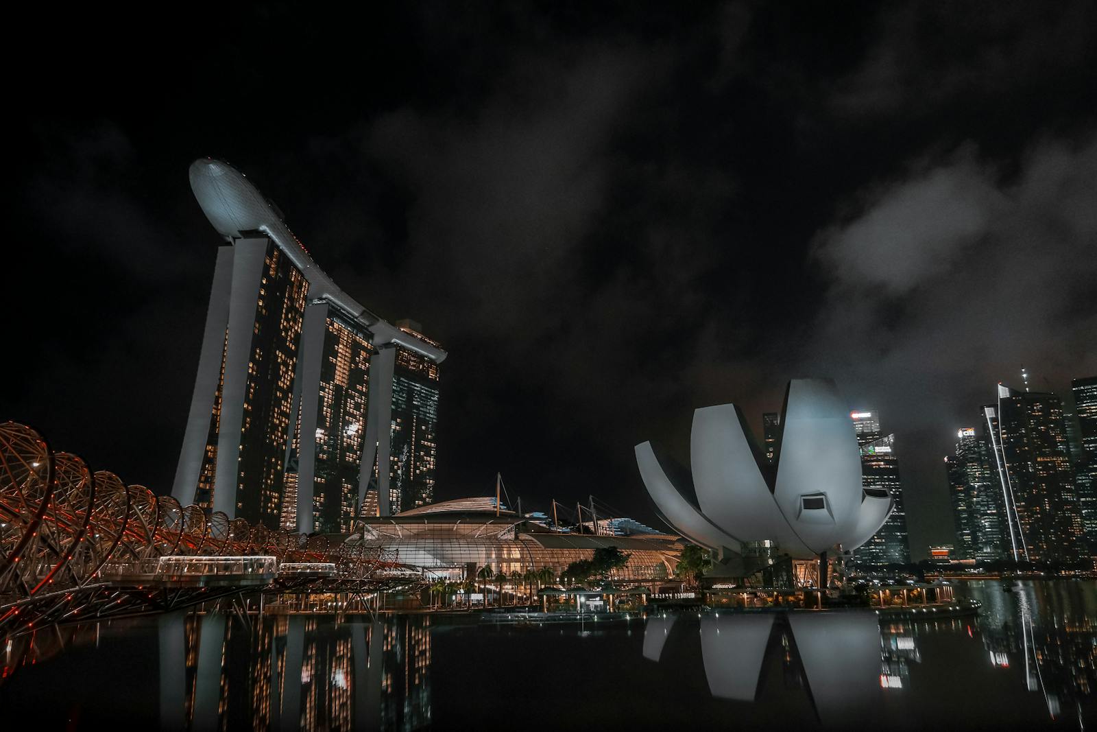 Locanto Singapore: Explore Top Personal Services and Companionship